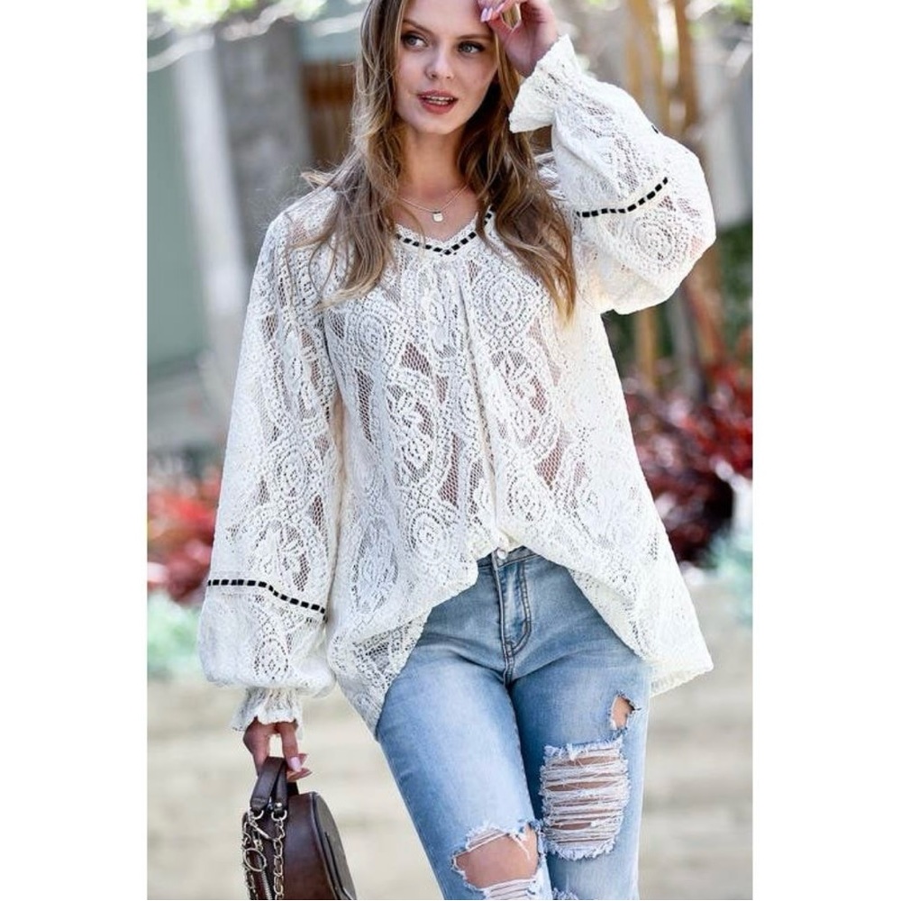 NWT Mazik Lace Blouse size small